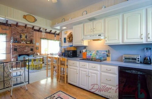Stone Harbor House | Charming Single Family Luxury Vacation Home, Stone Harbor, NJ