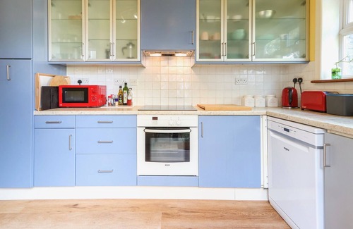 Southville House | Charming Southville House with Garden