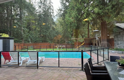 District of North Vancouver Apartment | Charming spacious 1-bedroom apartment in North Vancouver