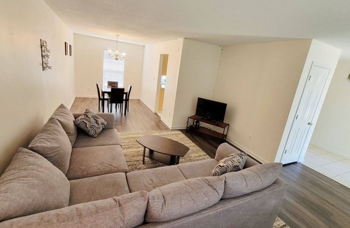 Paw Creek House | Charming & Spacious 4 Bedroom Home!