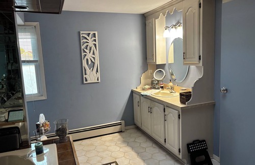 Farmingdale Apartment | Charming, spacious apartment in the heart of Farmingdale’s Culinary Quarters!