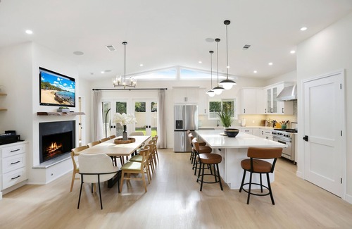 Westminster House | Charming Spacious House W/Hot Tub
