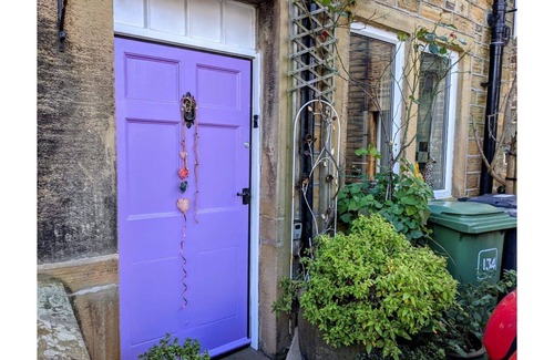 Honley House | Charming Spacious House In Holmfirth