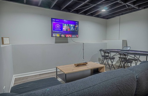 Columbus House | Charming Spacious Home with Game room