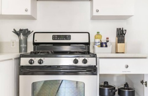 South San Gabriel House | Charming Spacious Home - Modern Comforts, Prime Location