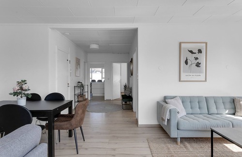 Seltjarnarnes Apartment | Charming & Spacious apt.
