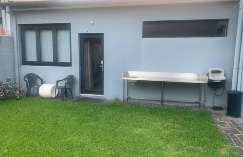 Kogarah House | Charming Spacious & Stylish 1 Bedroom Hse Near Rockdale Plaza, beach & Airport
