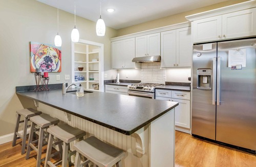 Starkville Cottage | Charming Starkville Vacation Rental ~ 5 Mi to MSU!