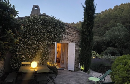 Saumane-de-Vaucluse Villa | Charming stone house, 5 min from Isle sur la Sorgue