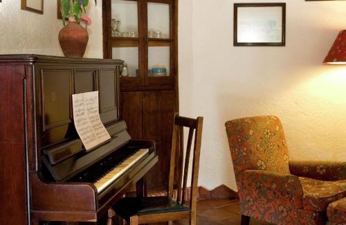Alajar House | Charming Stone Houses at Molino