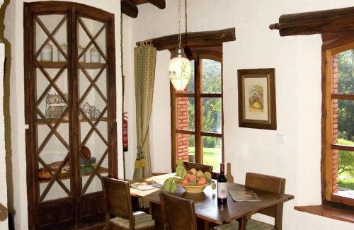 Alajar House | Charming Stone Houses at Molino