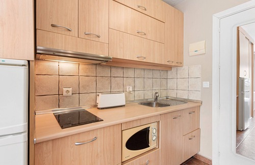 Pedregalejo Playa Apartment | Charming Studio Apartment in Málaga close to the Beach with Wi-Fi