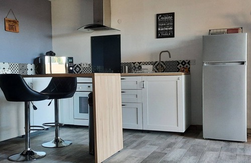 Puyloubier Apartment | Charming studio at the foot of Sainte VIctoire