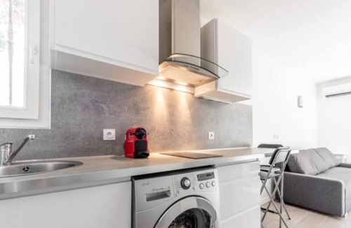 La Garde Apartment | Charming Studio Ideal Couple