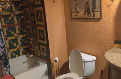 Ensenada Apartment | Charming studio in quaint Ensenada with WiFi, fitness room
