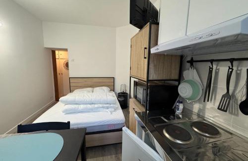 Saint-Nicolas Apartment | Charming studio in the city center
