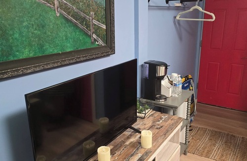 East Falmouth Apartment | Charming studio in tranquil Falmouth with AC