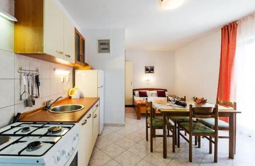Zavala Apartment | Charming Studio in Zavala - 25 m² - Parking Included