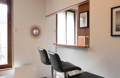 Les Puces de Saint-Ouen Apartment | Charming studio near Paris