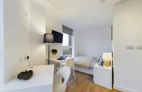 Salford Apartment | Charming Studio type in Cheltenham