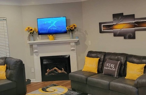 Cliftondale House | Charming & Stylish TH mins away from Atl Airport