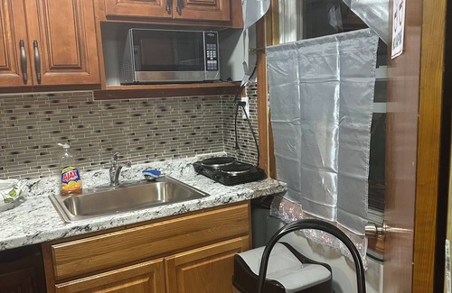 Irvington Apartment | "Charming Suite with 2 Queen Beds – Ideal for Families!"