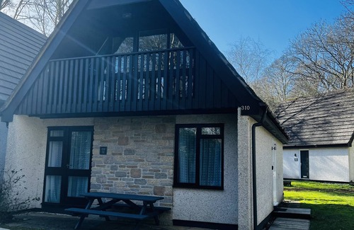 Saint Erth Praze Ski Chalet | Charming Swiss chalet - Mabel Lodge