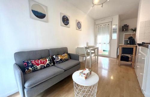Toulouse South-East Apartment | Charming T1 - Parking - Metro St Agne