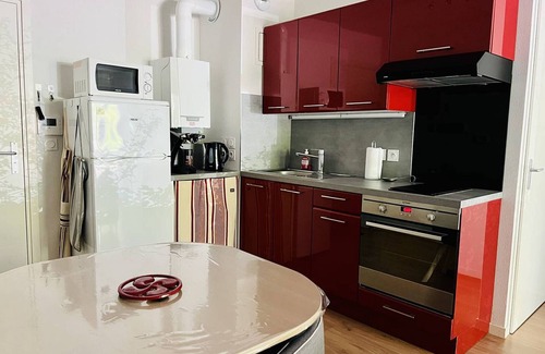 Hasparren Apartment | Charming T2 in Hasparren, 4 Guests, Terrace, Parking, Near City Center