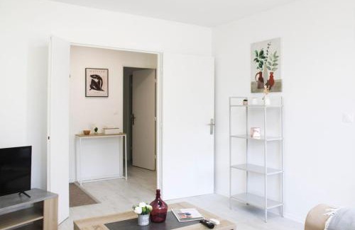 Bagnolet Apartment | Charming T3 with two balconies in Bagnolet