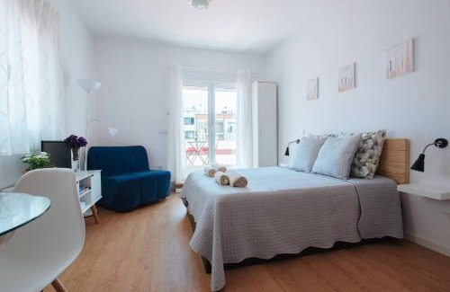 San Roque Apartment | Charming Terrace - Sunny Chill Out Terrace