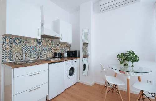 San Roque Apartment | Charming Terrace - Sunny Chill Out Terrace