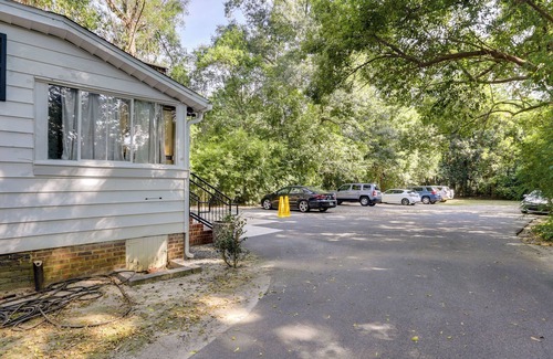 Thomasville Cottage | Charming Thomasville Getaway: Walk to Downtown!