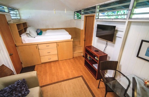 Kailua Cottage | * Charming Tiny House in Best Location *