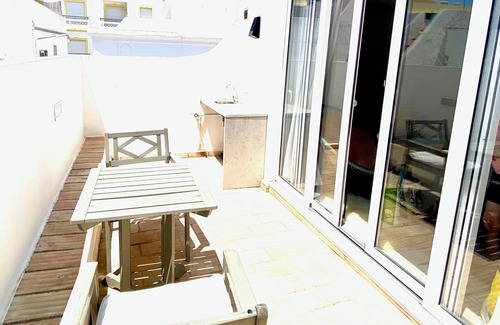 Olhao House | Charming townhome at Zenit Olhão with WiFi, AC