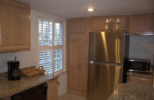 Piedmont Heights House | Charming townhome with 2 bedrooms, Sleeps 6, Walk to Piedmont Park or Beltline