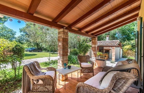 Babici Villa | Charming Traditional Istrian Villa with Private Pool in a Peaceful and Tranquil Setting !.