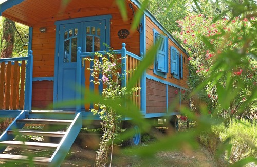 Saint-Jacques Cottage | Charming trailer in the countryside of the French Riviera