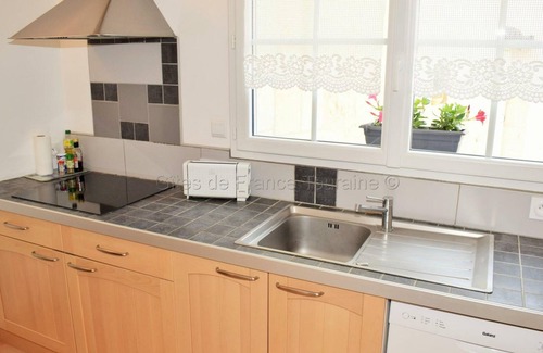 Savigny-en-Veron Cottage | Charming Tufa Stone Cottage with Courtyard, Near Loire Castles, Electric Bike Rental Available