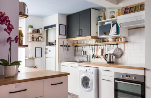 Saint Michel - Mairie Apartment | Charming two-bedroom duplex Saxe Gambetta