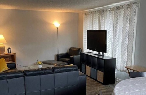 Lakewood Apartment | Charming Updated Apartment #4