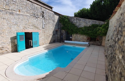 Saint-Denis-d'Oleron House | Charming villa in the center of town, with swimming pool, close to the sea and market.