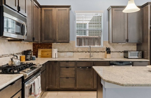 Mueller House | Charming Vacation Home In Mueller Austin