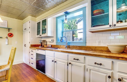 Trappe House | Charming Victorian Farmhouse on Historic Main St