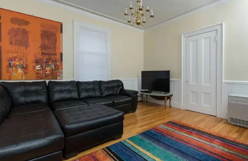 Parkside House | Charming Victorian, Perfect location , private deck.