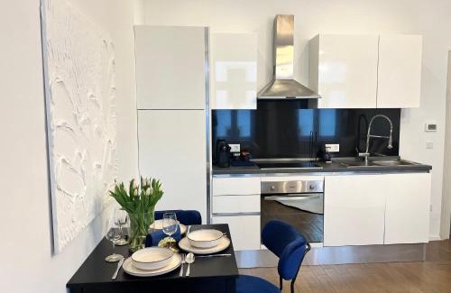 Wahring Apartment | Charming Vienna Flat - near Metro & Volksoper