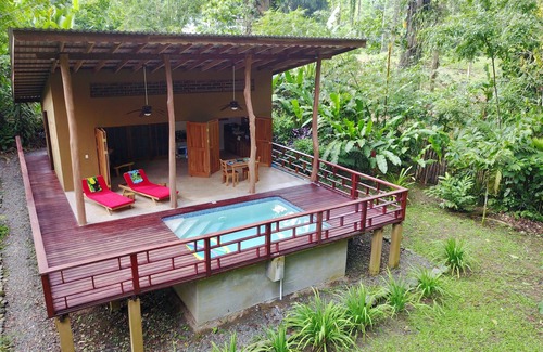 Chiguata Ski Chalet | Charming Villa 900 meters from the beach