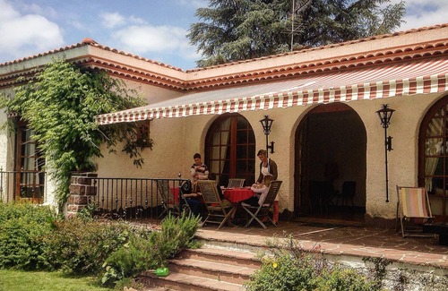 Billere Villa | CHARMING VILLA AT THE FOOT OF THE PYRENEES