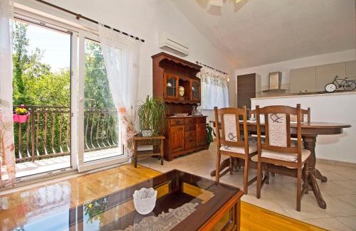 Srijane Villa | Charming Villa Katja with Private Pool and AC in All Rooms, Near Split