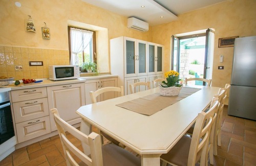Radetici Villa | Charming Villa Luce Ribari